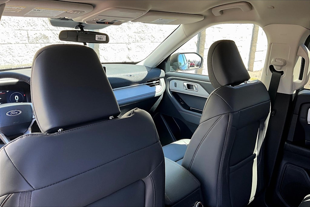 Thumbnail: 2025 Ford Explorer - 12