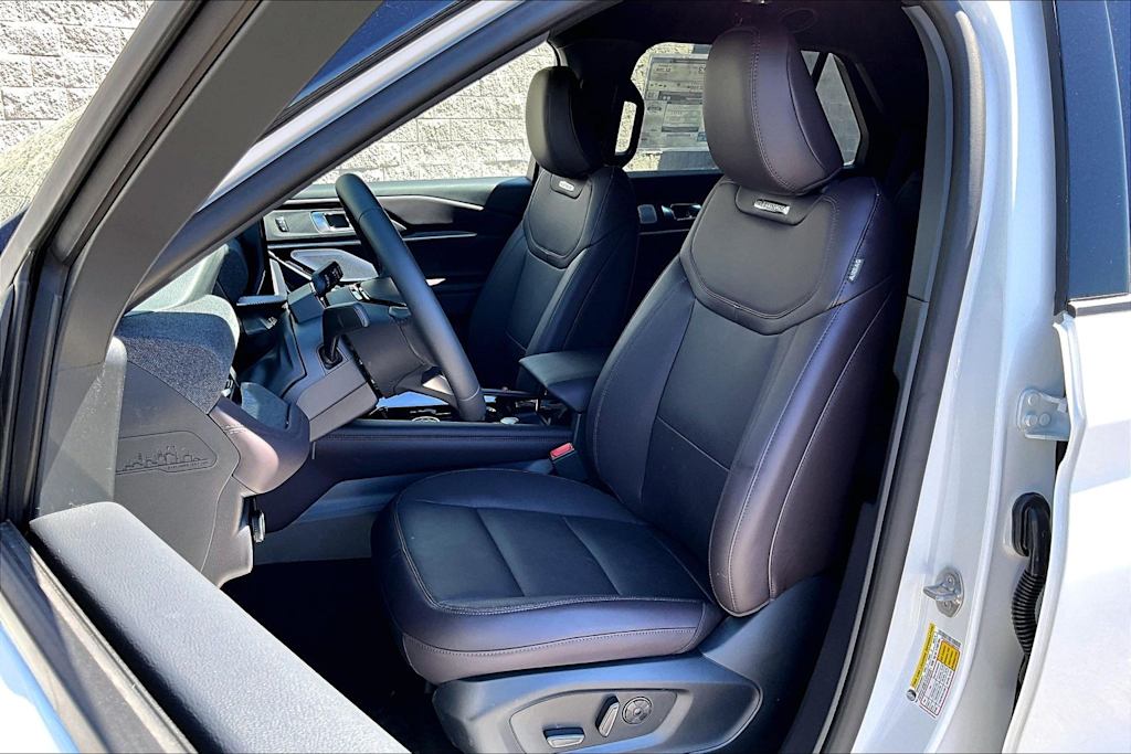 Thumbnail: 2026 Ford Explorer - 11