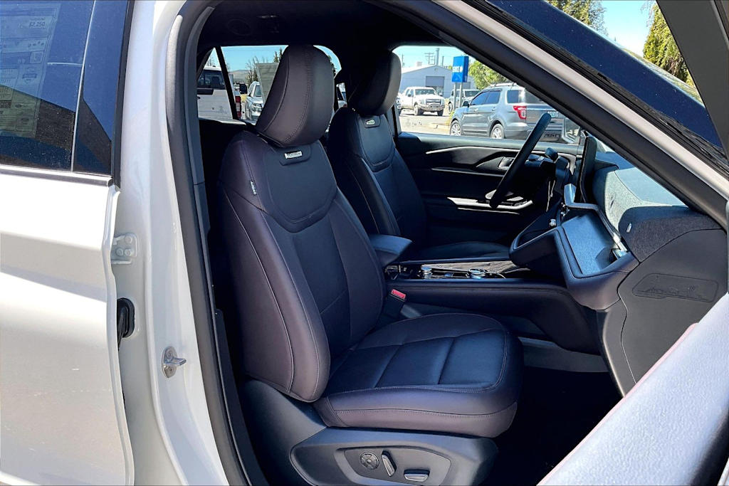 Thumbnail: 2026 Ford Explorer - 12