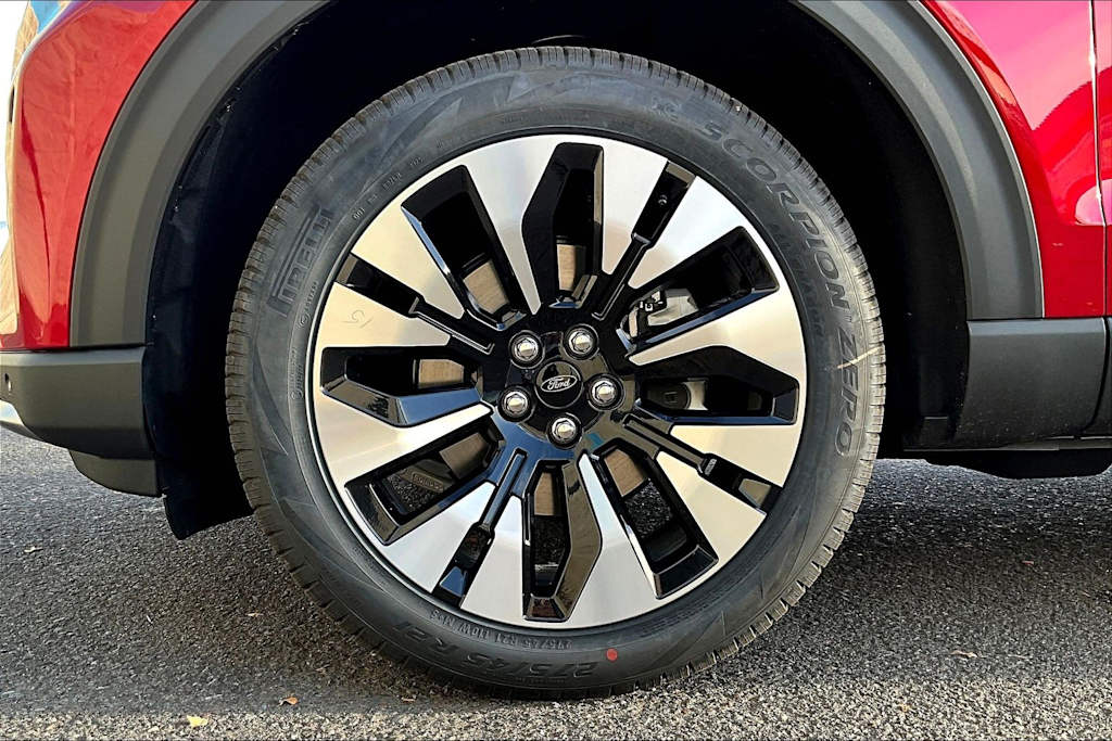 Thumbnail: 2026 Ford Explorer - 7