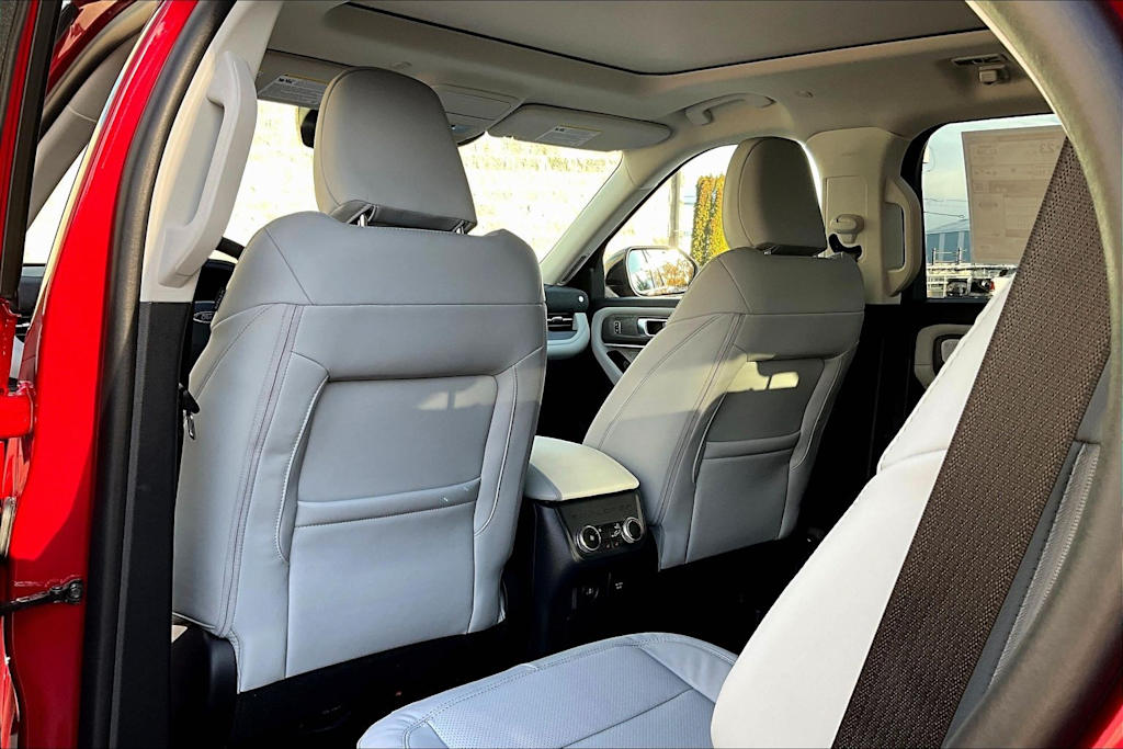 Thumbnail: 2026 Ford Explorer - 12