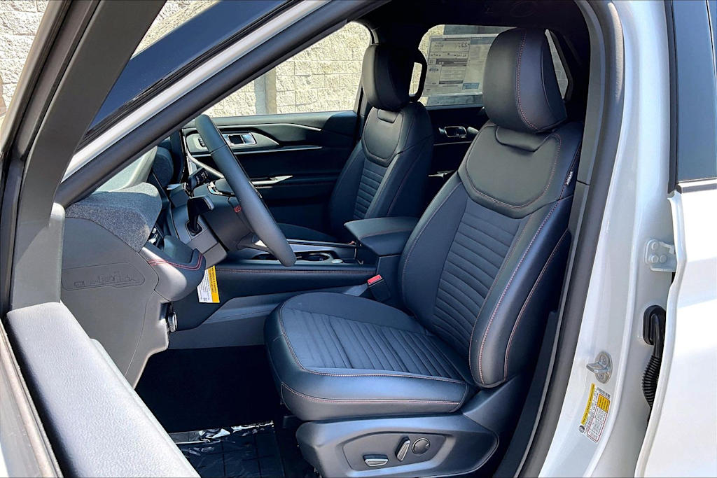 Thumbnail: 2026 Ford Explorer - 11