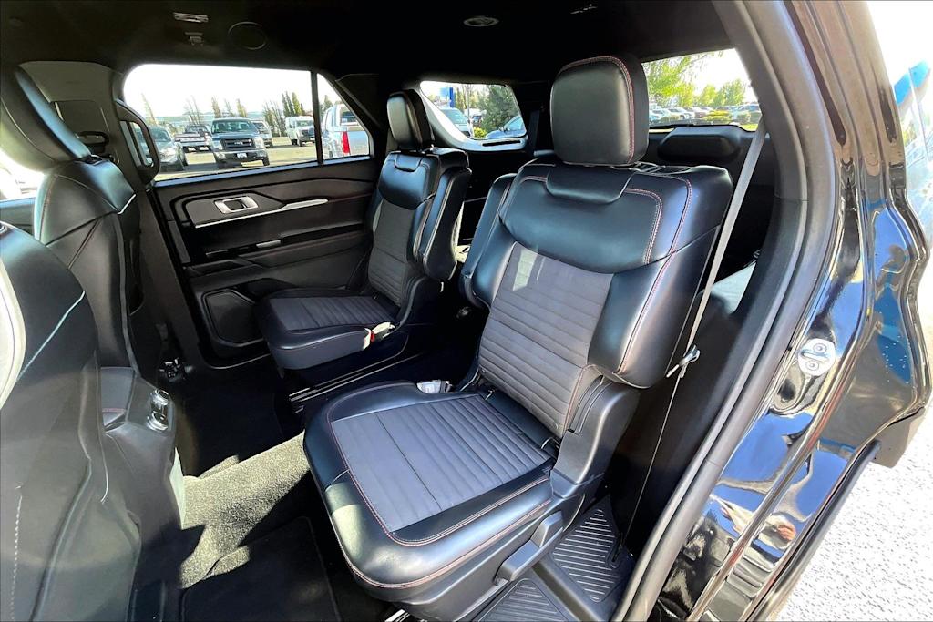 Thumbnail: 2025 Ford Explorer - 29