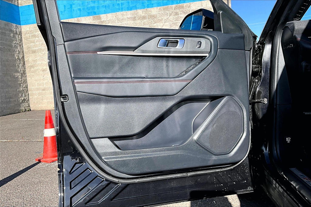 Thumbnail: 2025 Ford Explorer - 27