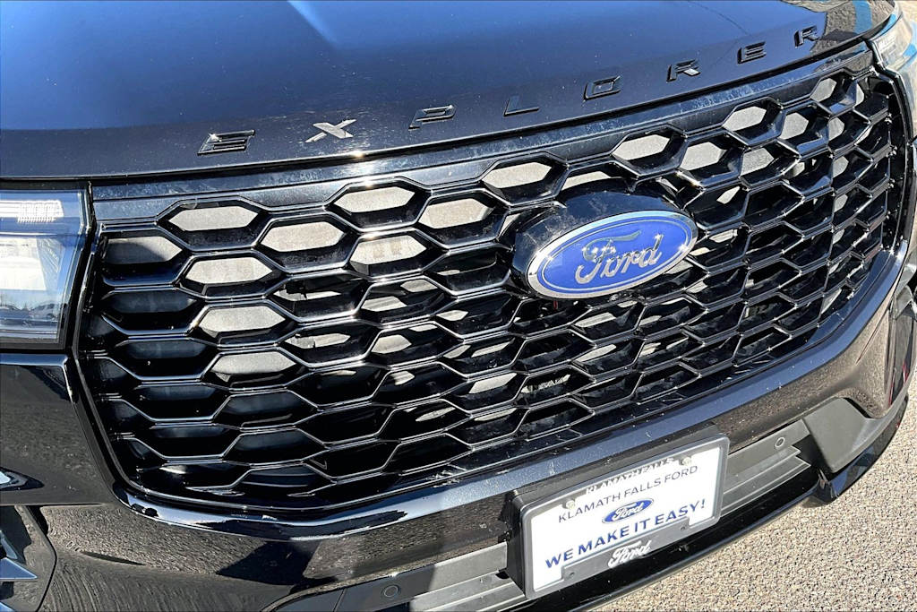 Thumbnail: 2025 Ford Explorer - 33