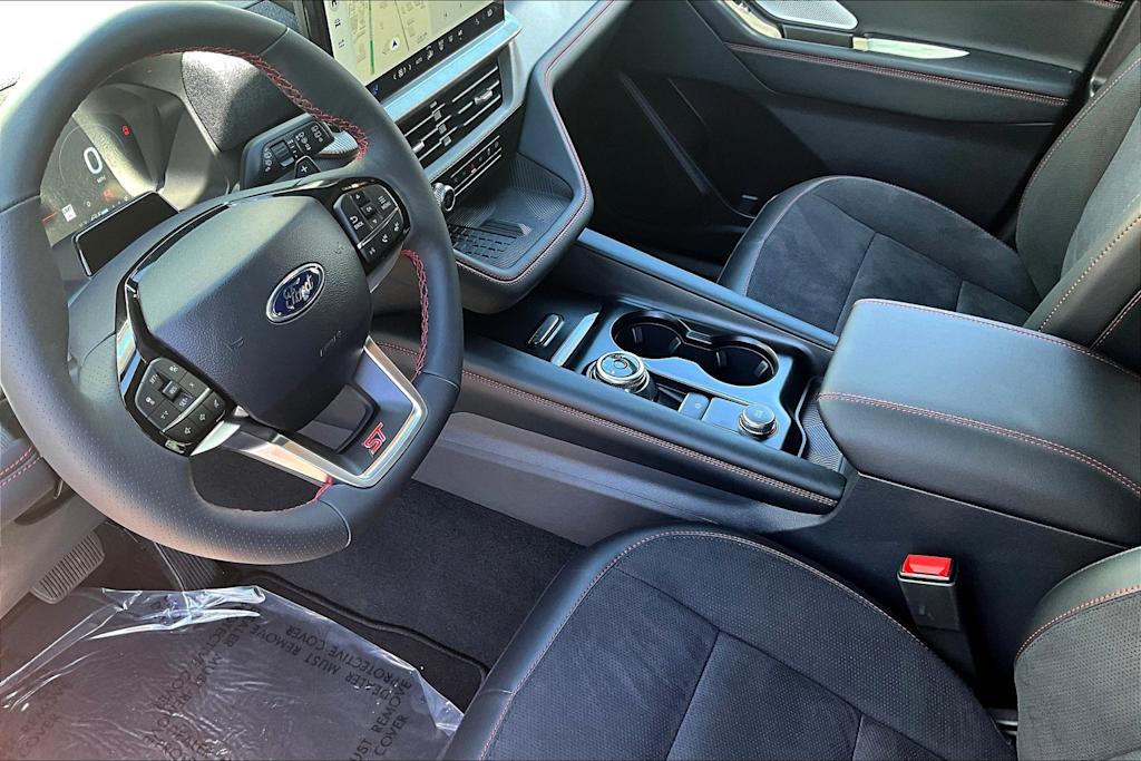 Thumbnail: 2025 Ford Explorer - 15