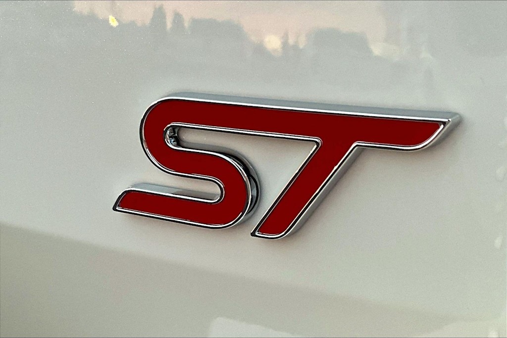 Thumbnail: 2026 Ford Explorer - 7