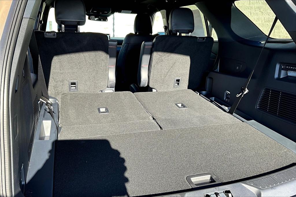 Thumbnail: 2026 Ford Explorer - 21