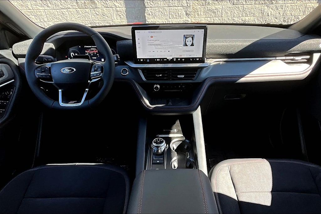 Thumbnail: 2025 Ford Explorer - 10