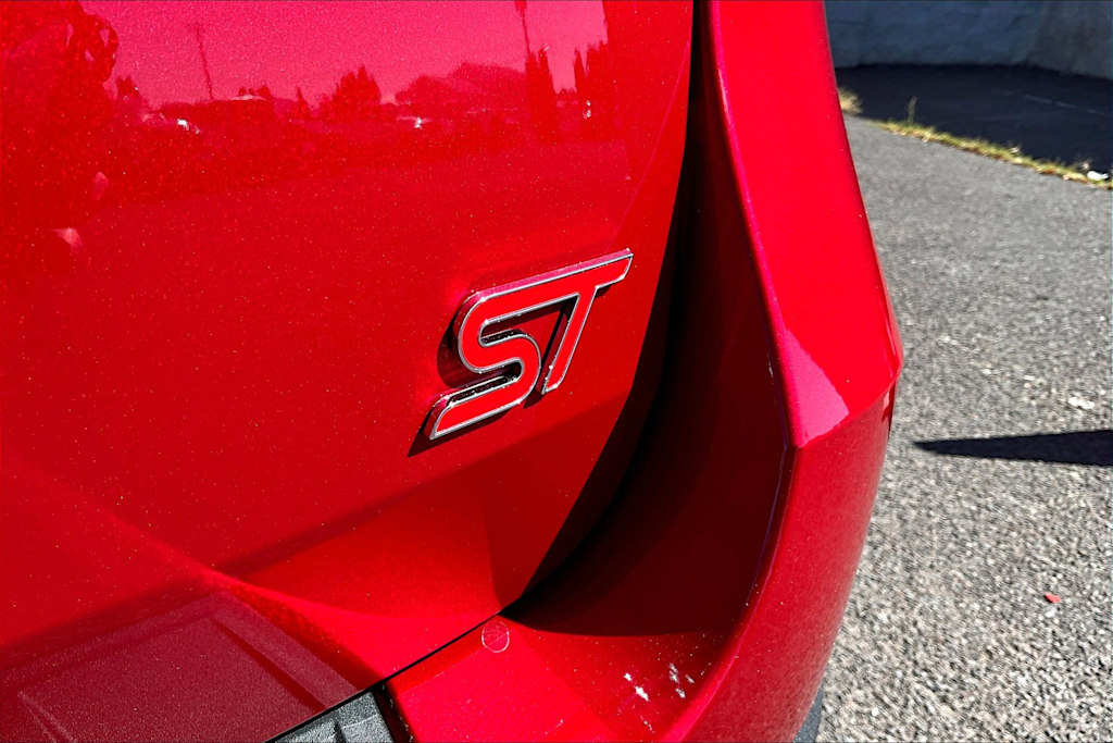 Thumbnail: 2025 Ford Explorer - 7