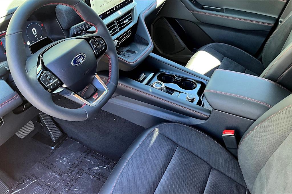 Thumbnail: 2025 Ford Explorer - 21