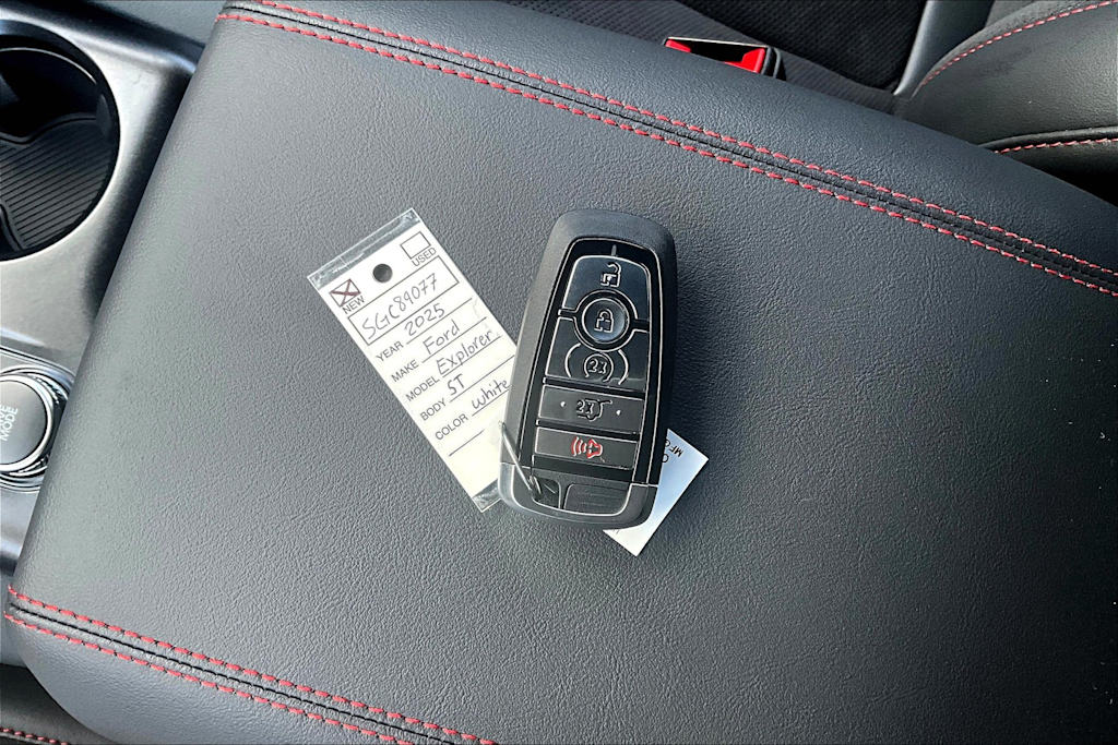 Thumbnail: 2025 Ford Explorer - 19