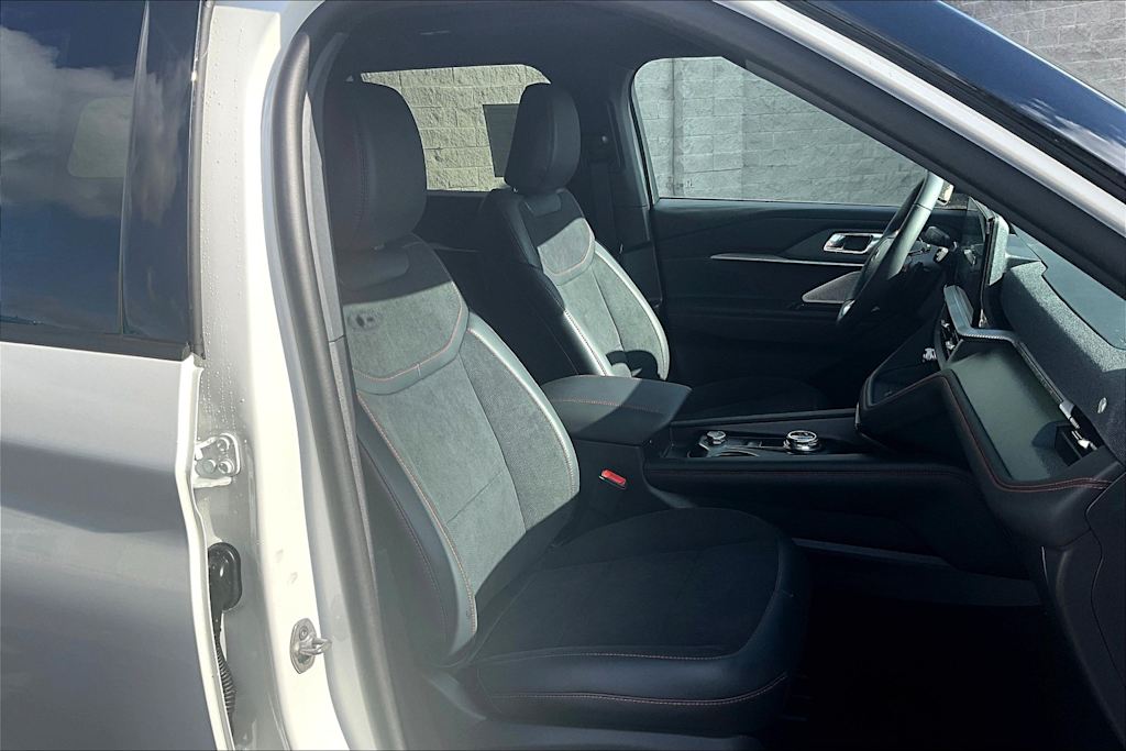 Thumbnail: 2025 Ford Explorer - 12