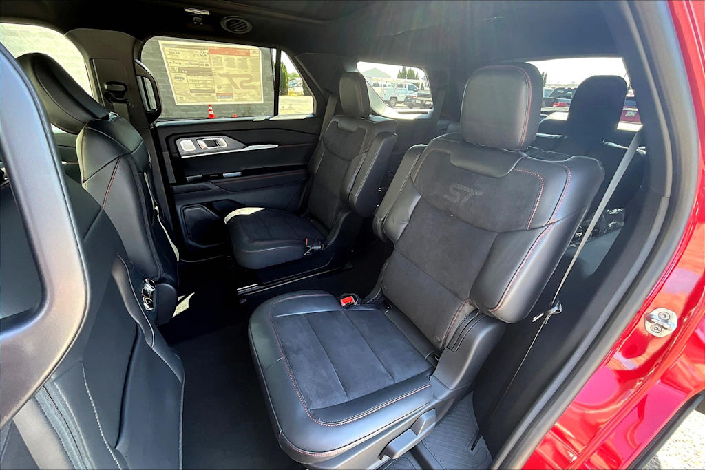 Thumbnail: 2025 Ford Explorer - 13