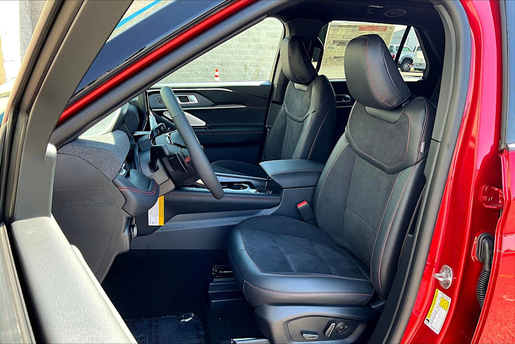 Thumbnail: 2025 Ford Explorer - 11