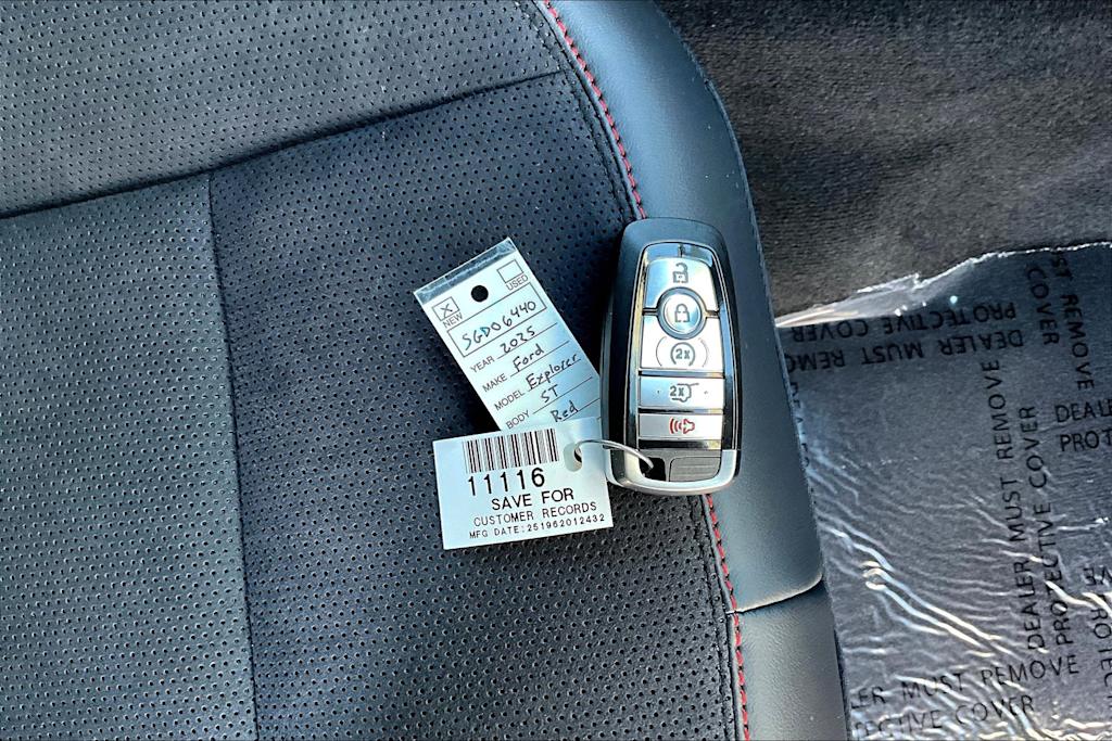 Thumbnail: 2025 Ford Explorer - 18