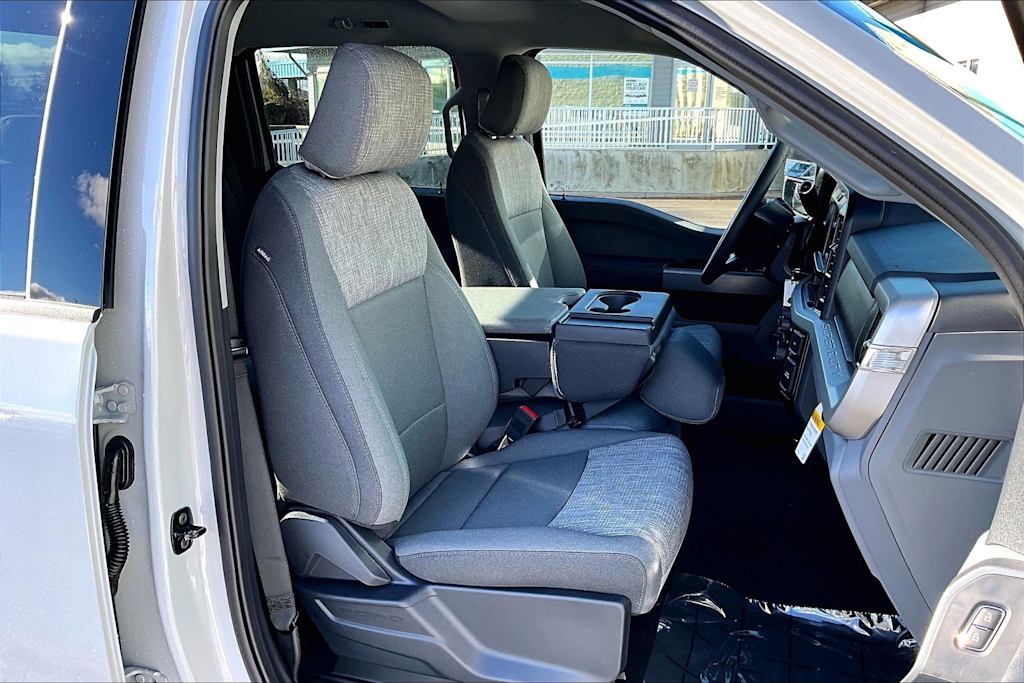 Thumbnail: 2026 Ford F-250 - 11