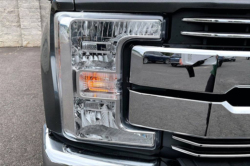 Thumbnail: 2019 Ford F-250 - 31