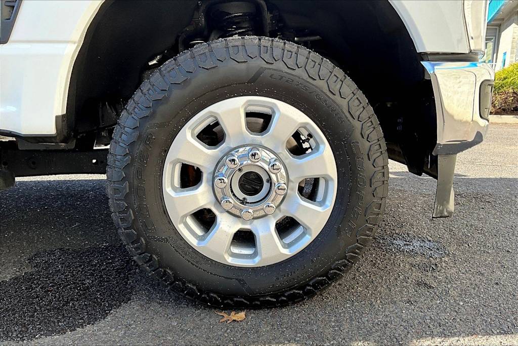 Thumbnail: 2024 Ford F-250 - 34