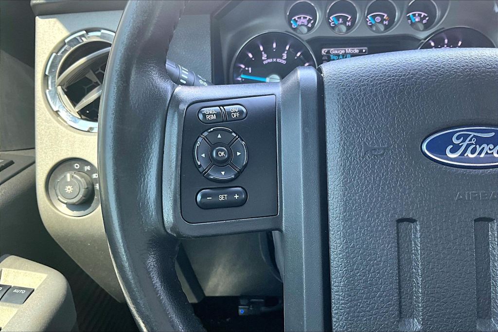 Thumbnail: 2016 Ford F-250 - 24