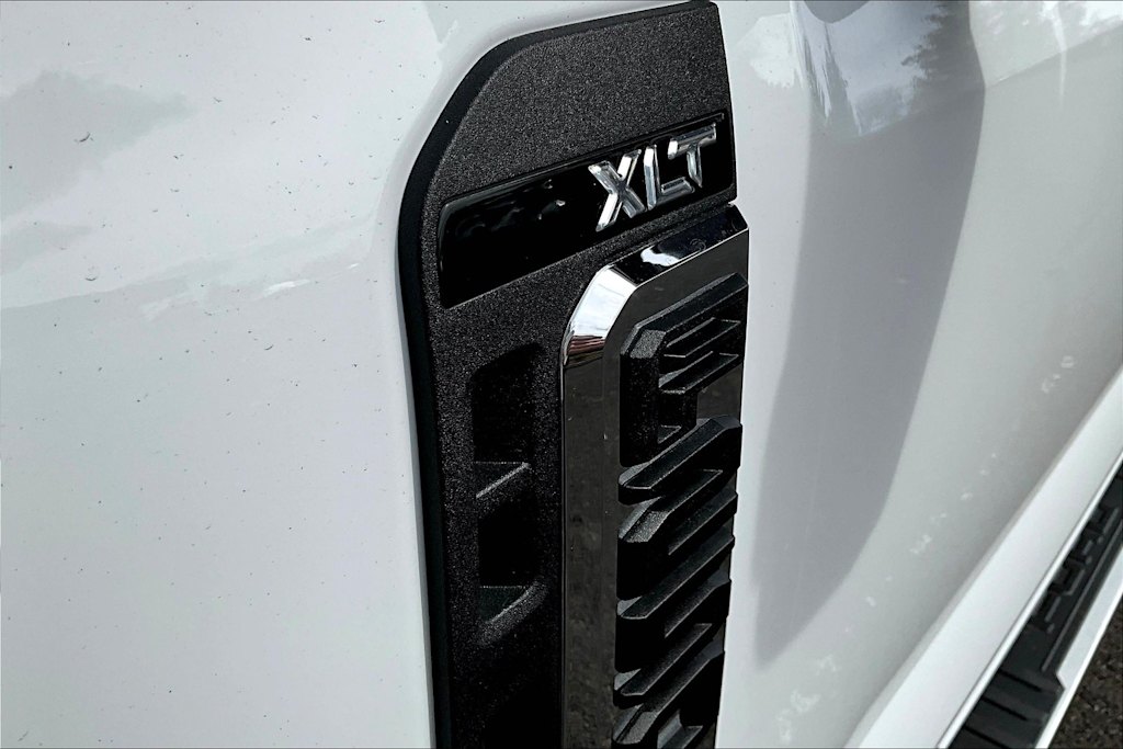 2025 Ford F-250 XLT 19