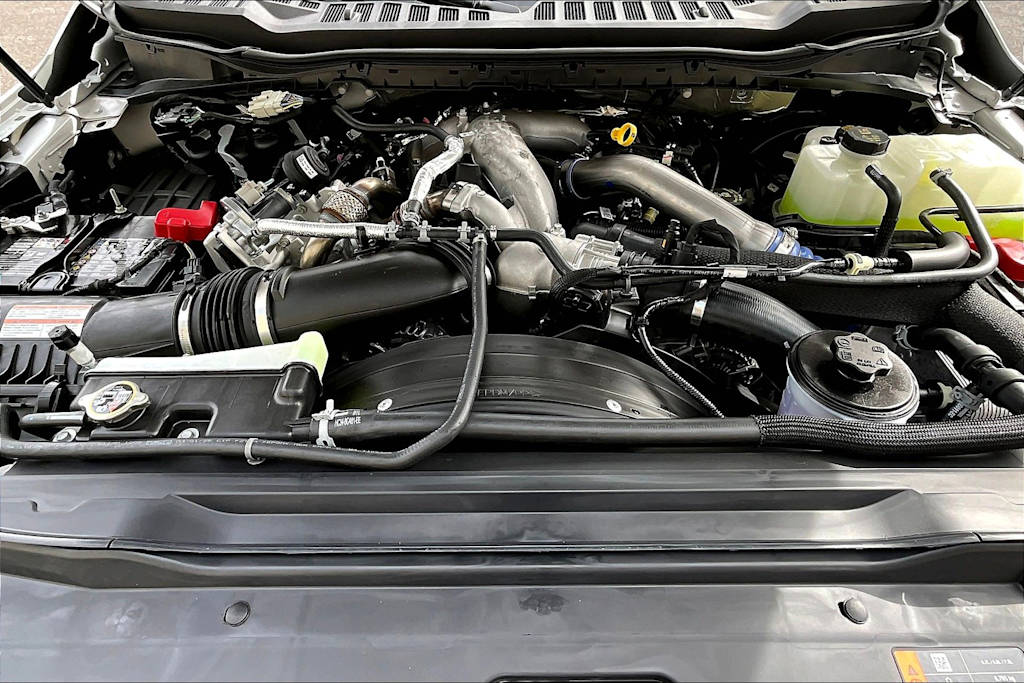 2025 Ford F-250 XLT 8