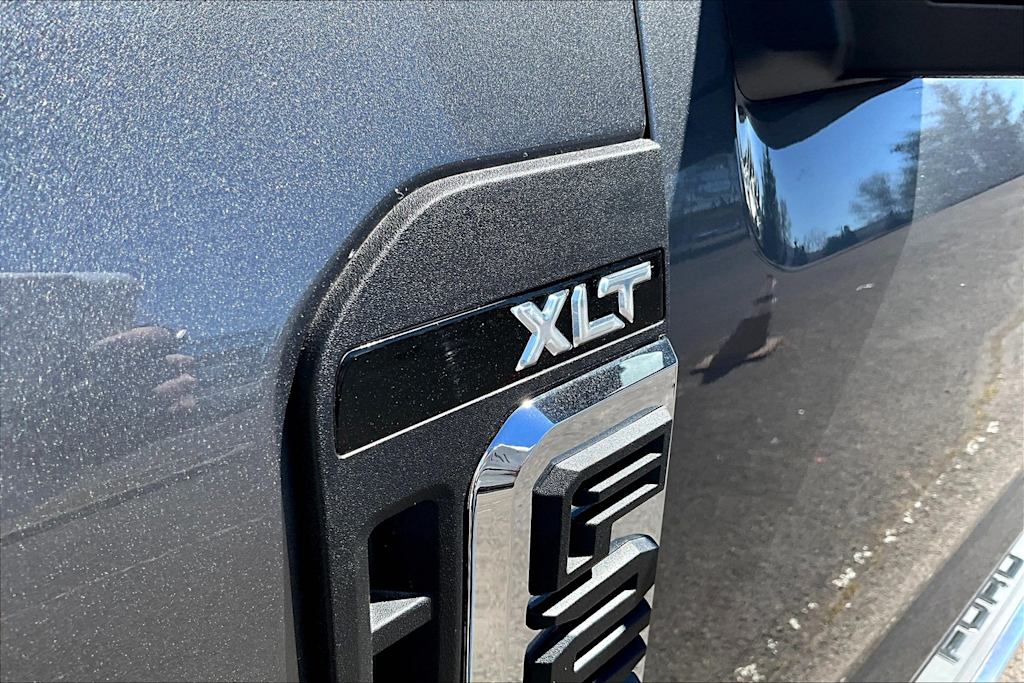 2025 Ford F-250 XLT 7