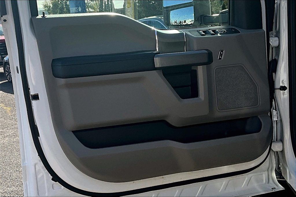 Thumbnail: 2021 Ford F-350 - 27