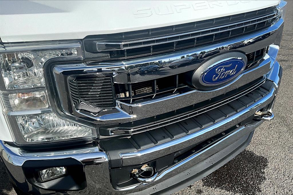 Thumbnail: 2021 Ford F-350 - 33