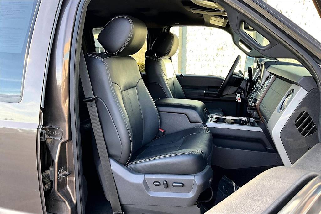 Thumbnail: 2015 Ford F-350 - 12