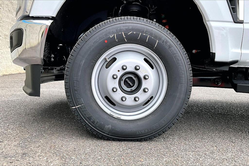 Thumbnail: 2026 Ford F-350 - 6