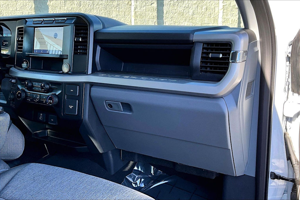 Thumbnail: 2024 Ford F-250 - 24