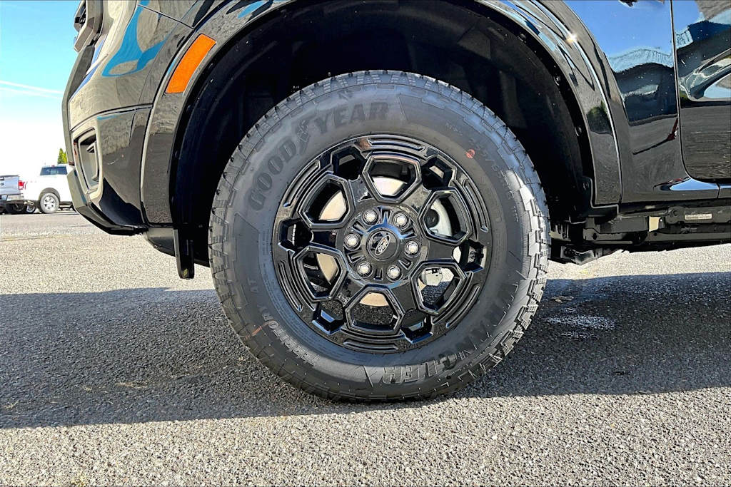 Thumbnail: 2026 Ford Ranger - 7