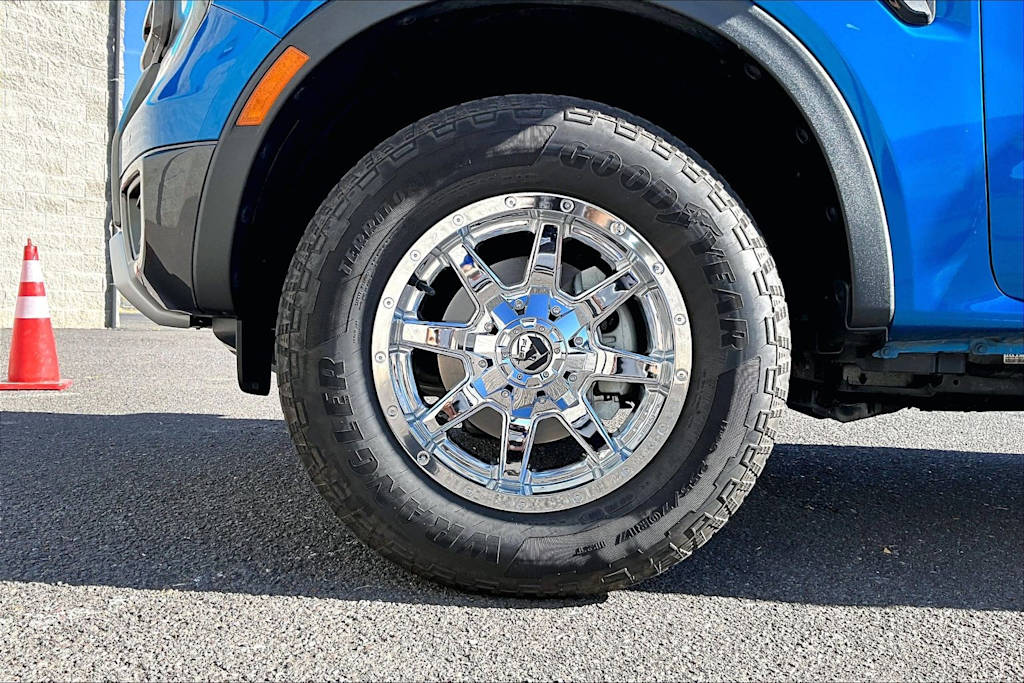 Thumbnail: 2025 Ford Ranger - 8