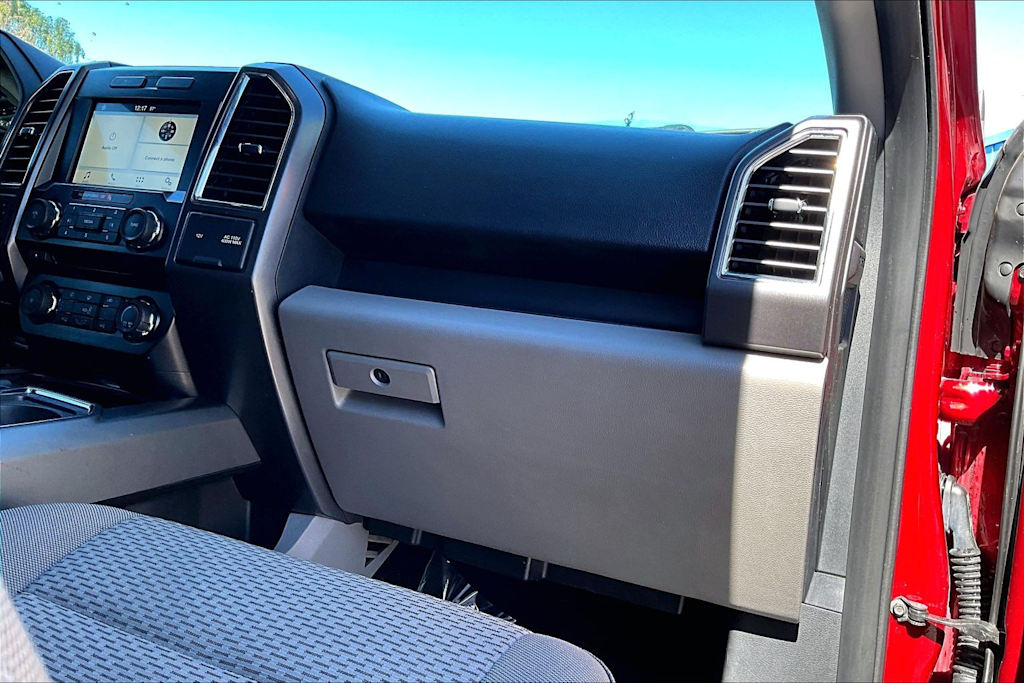 Thumbnail: 2016 Ford F-150 - 15