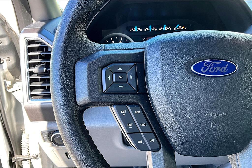 Thumbnail: 2016 Ford F-150 - 24