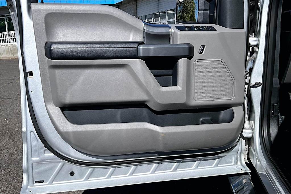 Thumbnail: 2016 Ford F-150 - 27