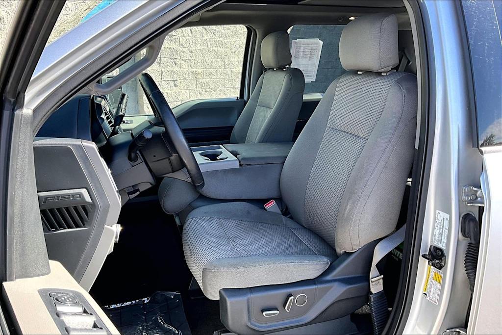 Thumbnail: 2016 Ford F-150 - 11