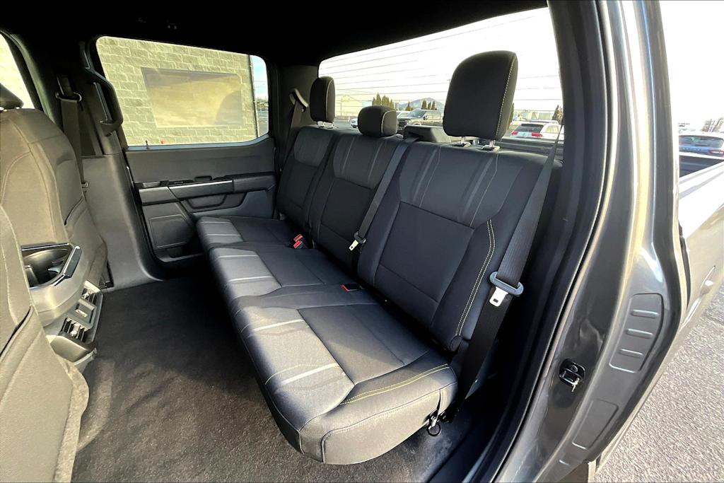 2025 Ford F-150 STX 13