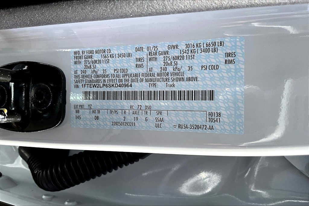 2025 Ford F-150 STX 22