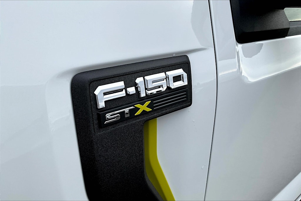 2025 Ford F-150 STX 7