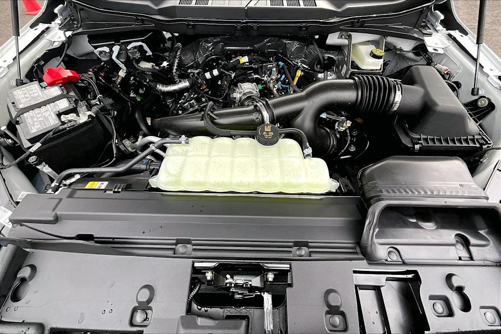2025 Ford F-150 STX 9