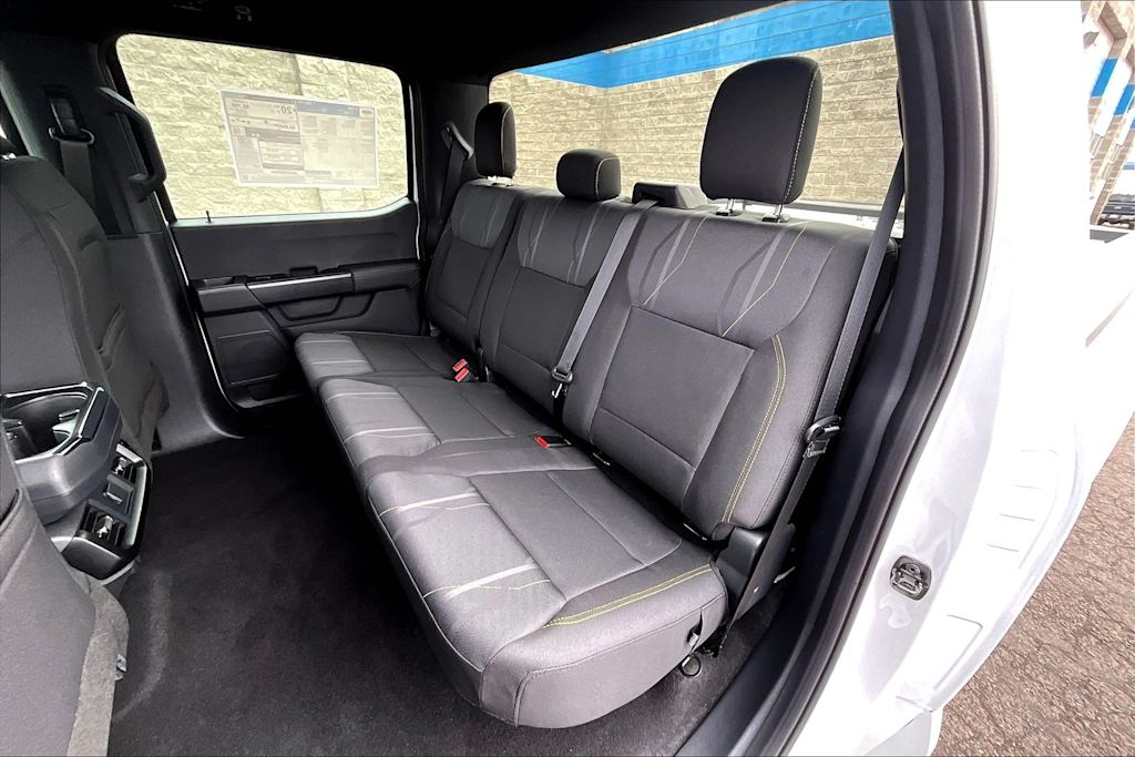 2025 Ford F-150 STX 13