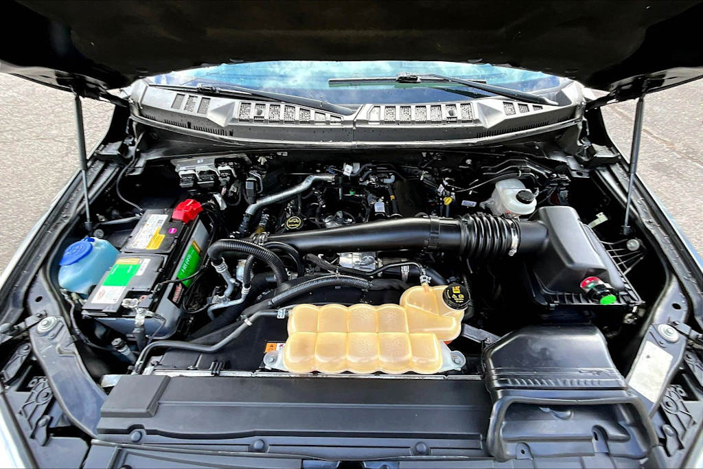 Thumbnail: 2018 Ford F-150 - 9