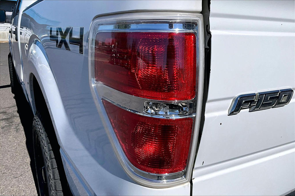 Thumbnail: 2011 Ford F-150 - 32