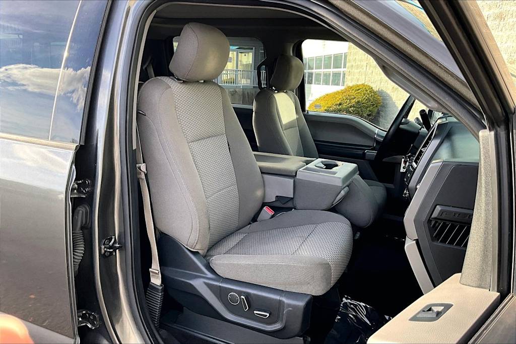 Thumbnail: 2017 Ford F-150 - 12