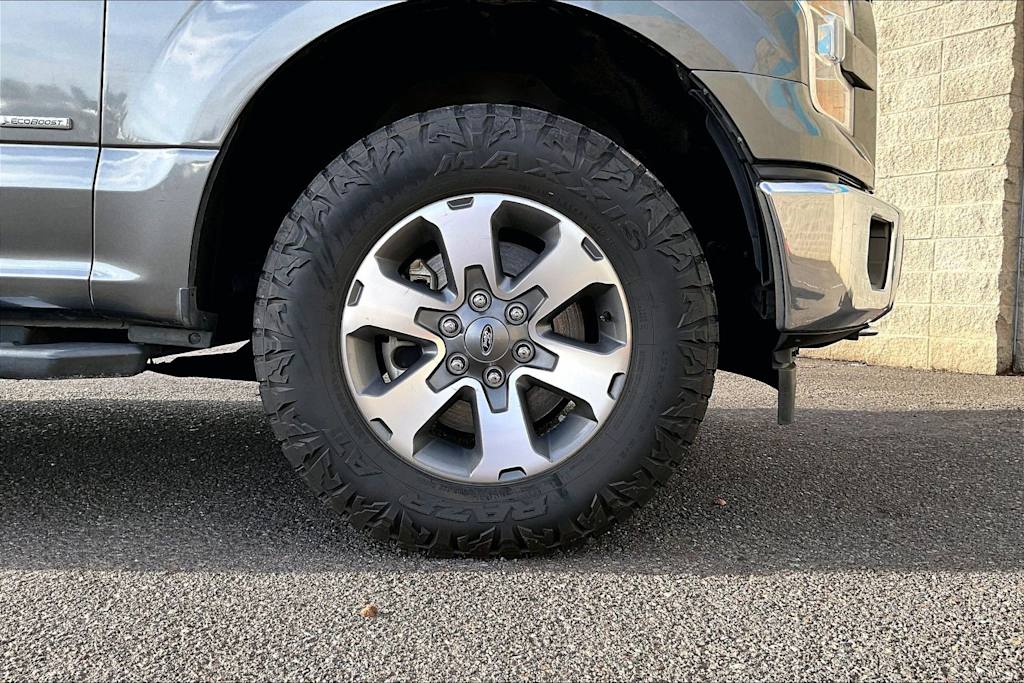 Thumbnail: 2017 Ford F-150 - 34