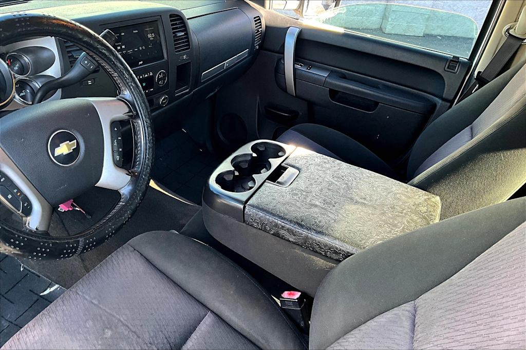 Thumbnail: 2010 Chevrolet Silverado 3500 - 14