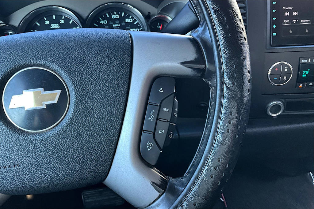 Thumbnail: 2010 Chevrolet Silverado 3500 - 25