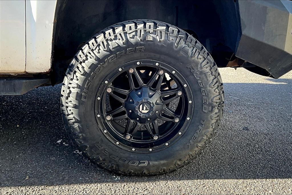 Thumbnail: 2010 Chevrolet Silverado 3500 - 34